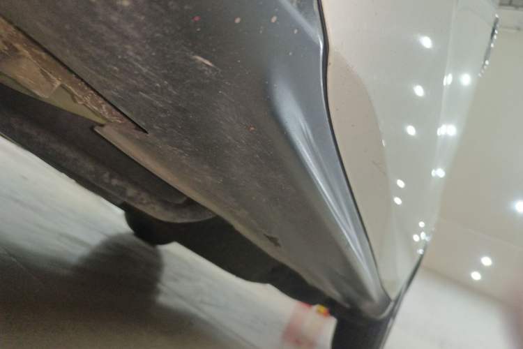 Used Honda Vezel 2020 1.5L CVT Elite Edition Left Side Sill