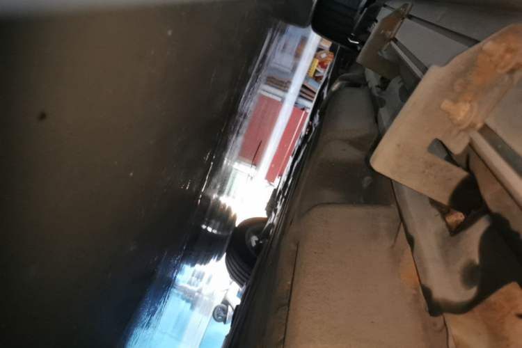Used Honda Vezel 2020 220 TURBO CVT Luxury Edition Left Side Sill