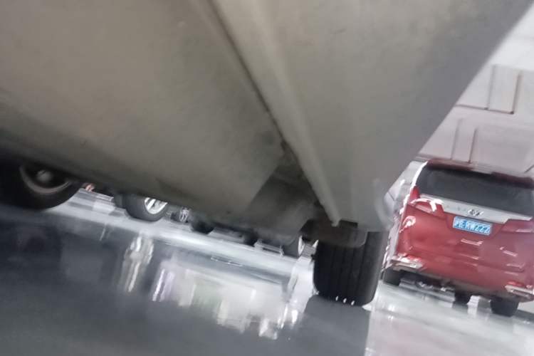 Used Honda Vezel 2020 1.5L CVT Pioneer Edition Left Side Sill