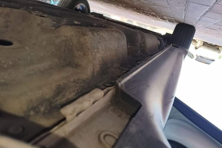 Used Honda Vezel 2020 1.5L CVT Elite Edition Left Side Sill