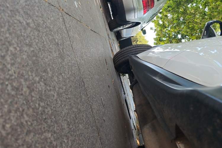 Used Honda Vezel 2020 1.5L CVT Luxury Edition Left Side Sill