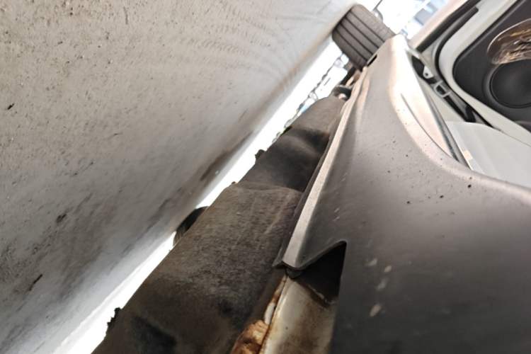 Used Honda Vezel 2020 1.5L CVT Pioneer Edition Left Side Sill