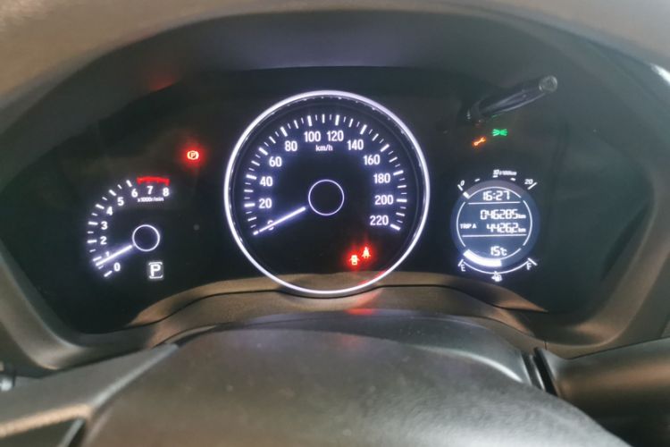 Used Honda Vezel 2020 220 TURBO CVT Elite Edition Odometer Close Up