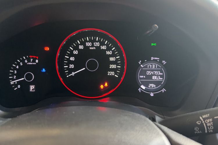 Used Honda Vezel 2020 1.5L CVT Pioneer Edition Odometer Close Up