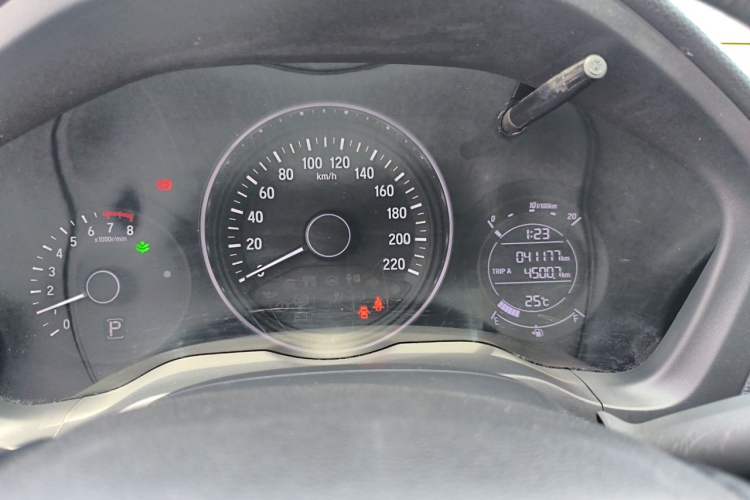 Used Honda Vezel 2020 1.5L CVT Pioneer Edition Odometer Close Up
