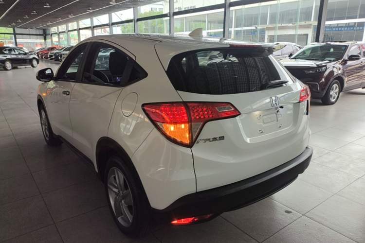 Used Honda Vezel 2020 1.5L CVT Elite Edition Rear Left 45 Deg
