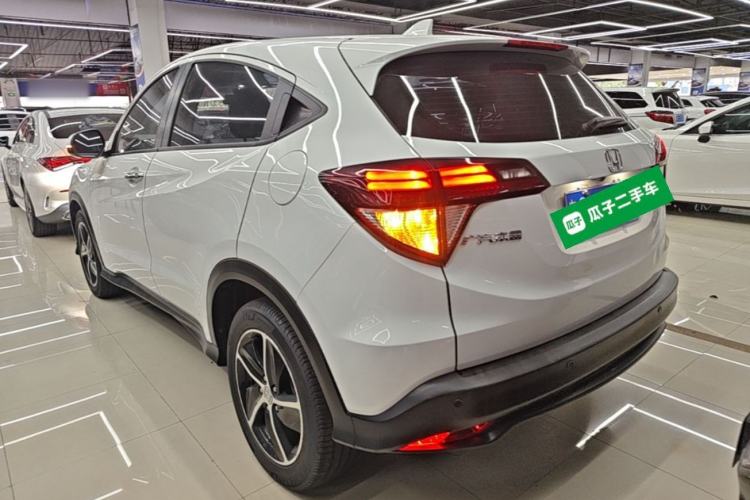 Used Honda Vezel 2020 1.5L CVT Luxury Edition Rear Left 45 Deg
