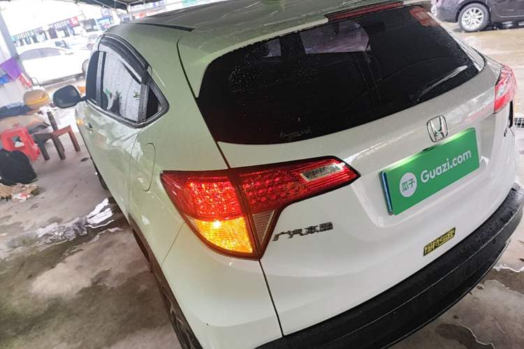 Used Honda Vezel 2020 1.5L CVT Pioneer Edition Rear Left 45 Deg