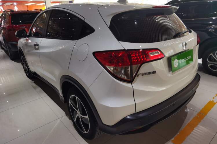 Used Honda Vezel 2020 1.5L CVT Pioneer Edition Rear Left 45 Deg
