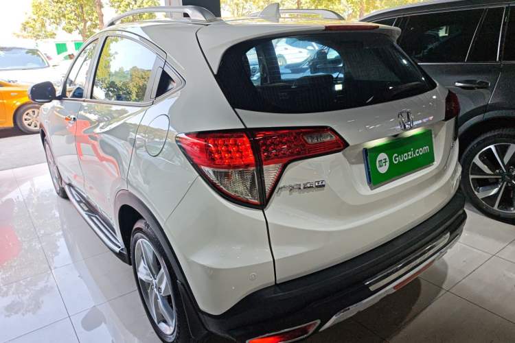 Used Honda Vezel 2020 220 TURBO CVT Elite Edition Rear Left 45 Deg
