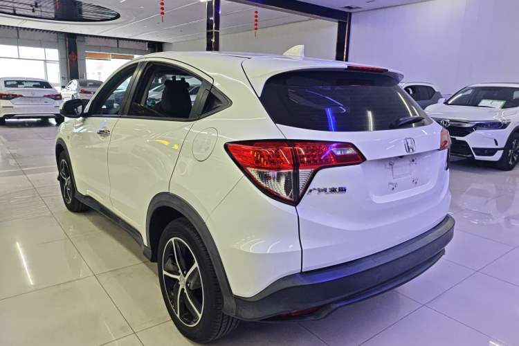 Used Honda Vezel 2020 1.5L CVT Pioneer Edition Rear Left 45 Deg