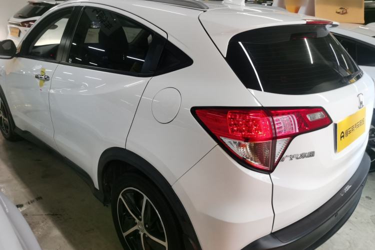 Used Honda Vezel 2020 1.5L CVT Pioneer Edition Rear Left 45 Deg