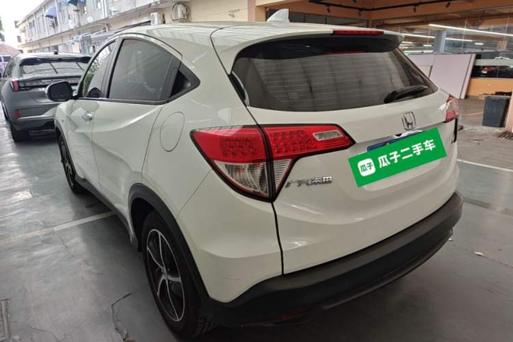 Used Honda Vezel 2020 1.5L CVT Pioneer Edition Rear Left 45 Deg
