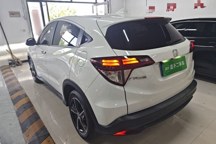 Used Honda Vezel 2020 1.5L CVT Luxury Edition Rear Left 45 Deg