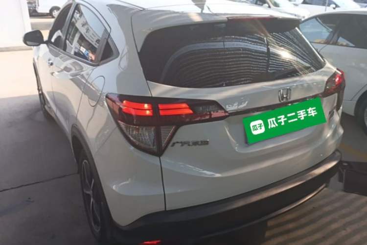 Used Honda Vezel 2020 220 TURBO CVT Luxury Edition Rear Left 45 Deg