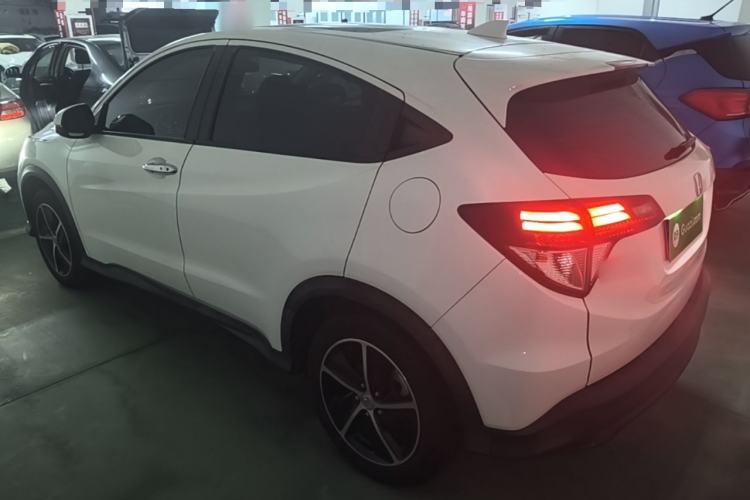Used Honda Vezel 2020 1.5L CVT Luxury Edition Rear Left 45 Deg