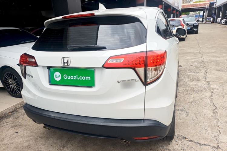 Used Honda Vezel 2020 220 TURBO CVT Elite Edition Rear Right 45 Deg