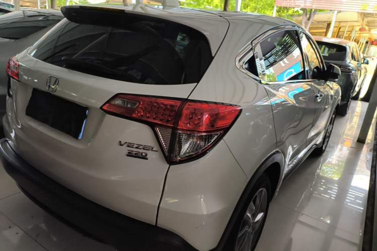 Used Honda Vezel 2020 220 TURBO CVT Elite Edition Rear Right 45 Deg