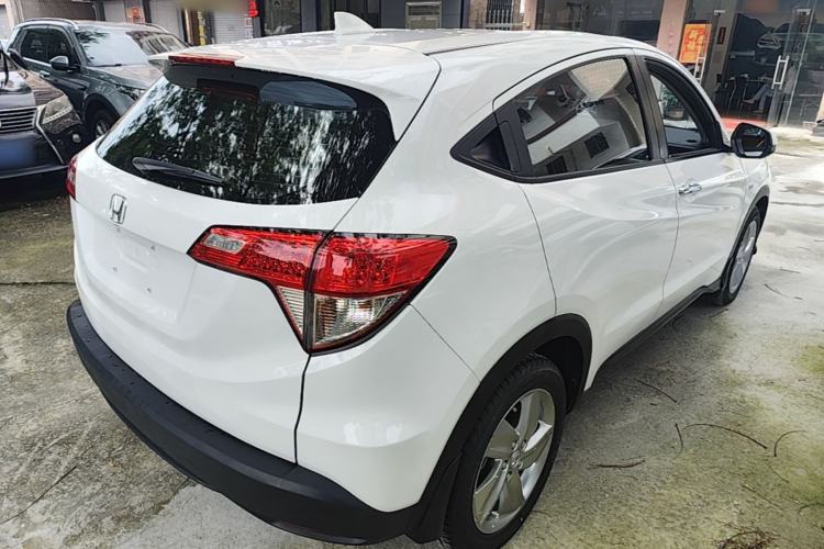 Used Honda Vezel 2020 220 TURBO CVT Elite Edition Rear Right 45 Deg