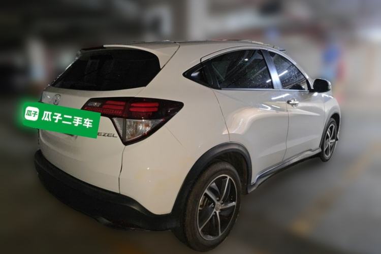 Used Honda Vezel 2020 1.5L CVT Luxury Edition Rear Right 45 Deg