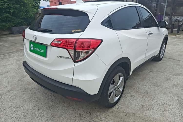 Used Honda Vezel 2020 1.5L CVT Elite Edition Rear Right 45 Deg