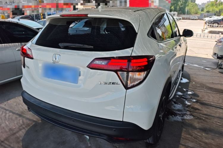 Used Honda Vezel 2020 1.5L CVT Luxury Edition Rear Right 45 Deg