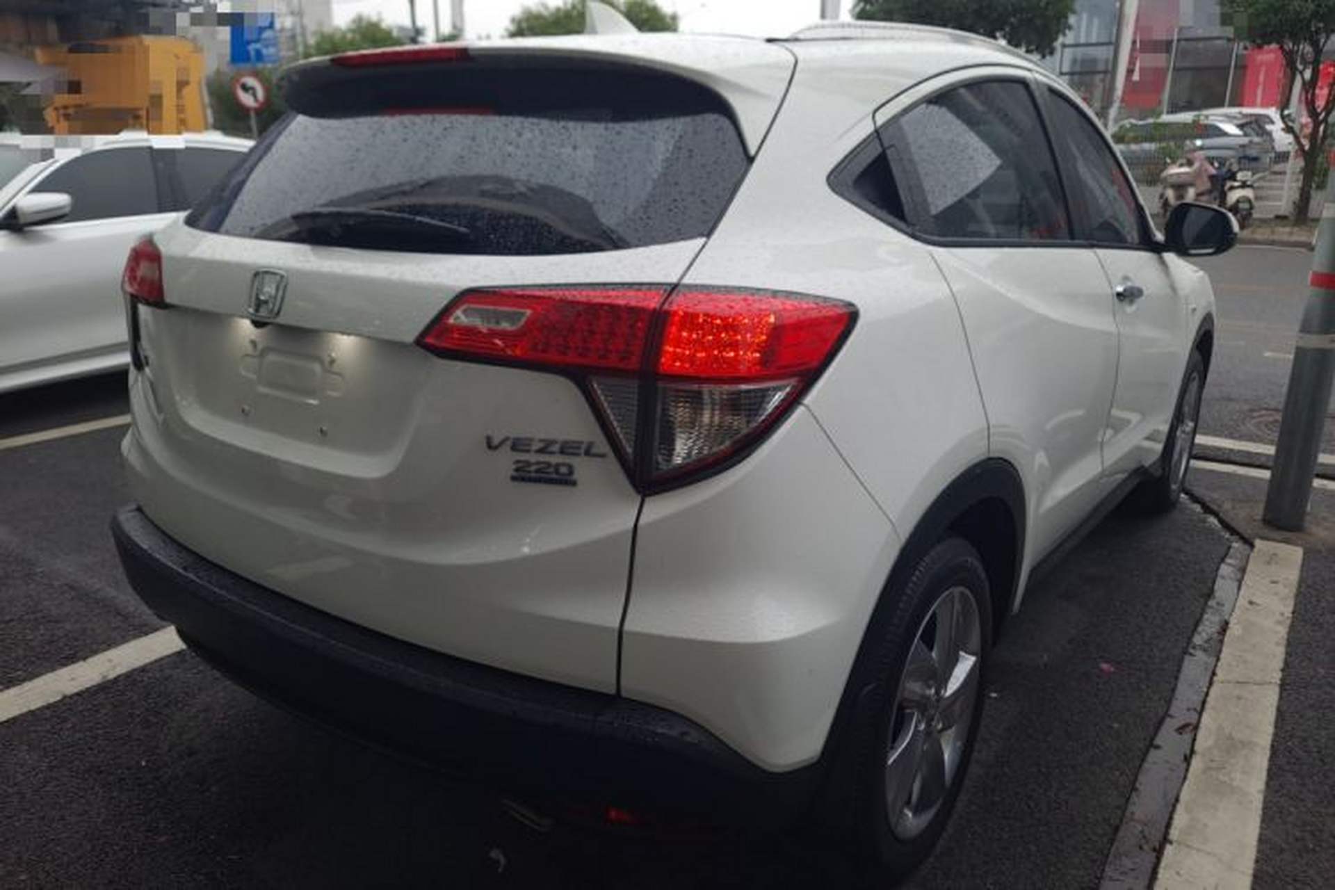 Used Honda Vezel 2020 220 TURBO CVT Elite Edition Rear Right 45 Deg