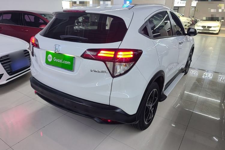 Used Honda Vezel 2020 1.5L CVT Luxury Edition Rear Right 45 Deg