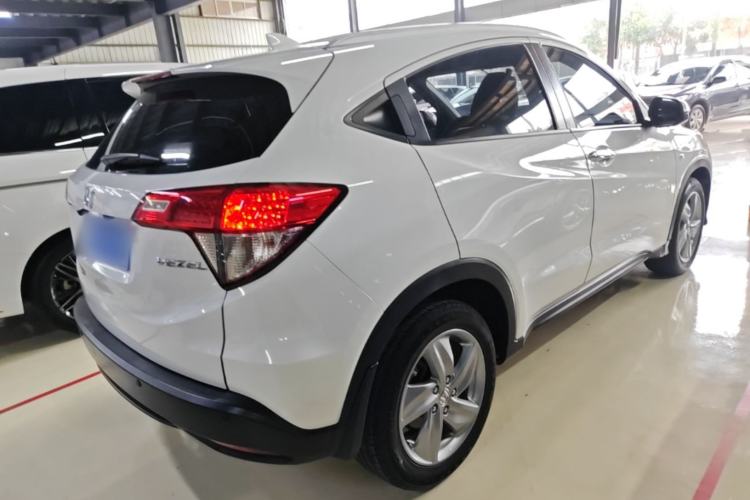 Used Honda Vezel 2020 1.5L CVT Elite Edition Rear Right 45 Deg