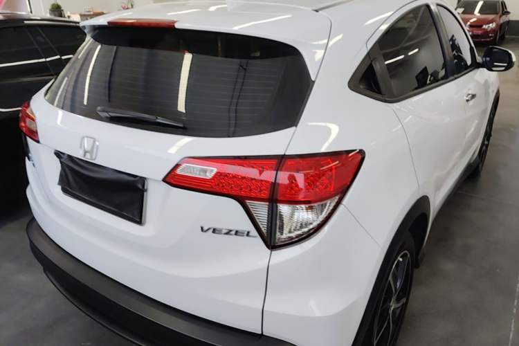 Used Honda Vezel 2020 1.5L CVT Pioneer Edition Rear Right 45 Deg