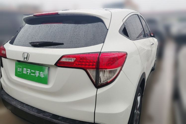 Used Honda Vezel 2020 1.5L CVT Elite Edition Rear Right 45 Deg