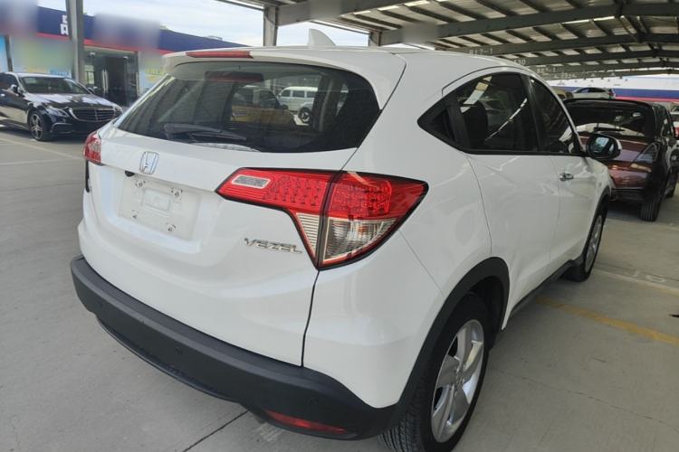 Used Honda Vezel 2020 1.5L CVT Elite Edition Rear Right 45 Deg