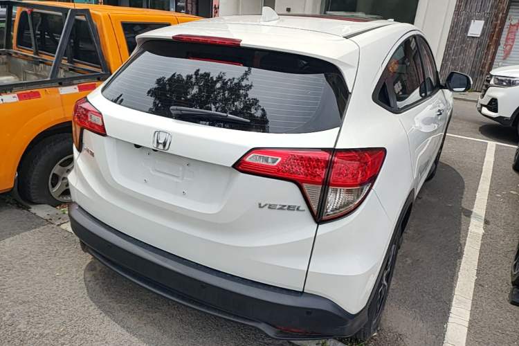 Used Honda Vezel 2020 1.5L CVT Pioneer Edition Rear Right 45 Deg