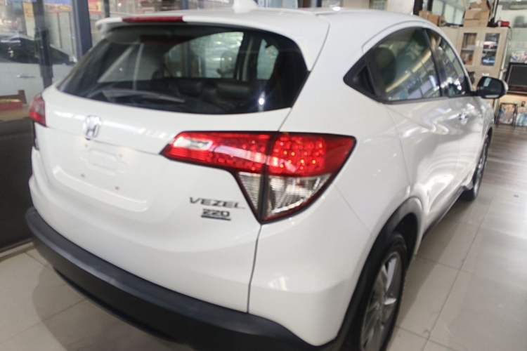 Used Honda Vezel 2020 220 TURBO CVT Elite Edition Rear Right 45 Deg