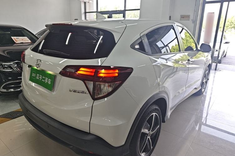 Used Honda Vezel 2020 1.5L CVT Luxury Edition Rear Right 45 Deg