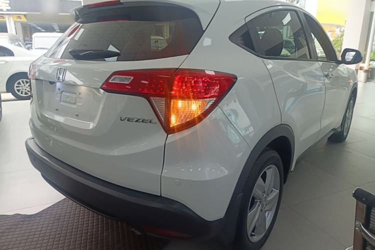 Used Honda Vezel 2020 1.5L CVT Elite Edition Rear Right 45 Deg