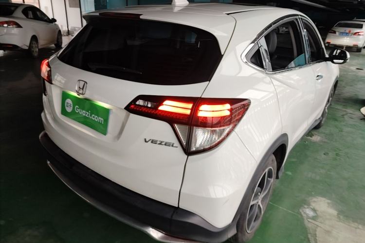 Used Honda Vezel 2020 1.5L CVT Luxury Edition Rear Right 45 Deg