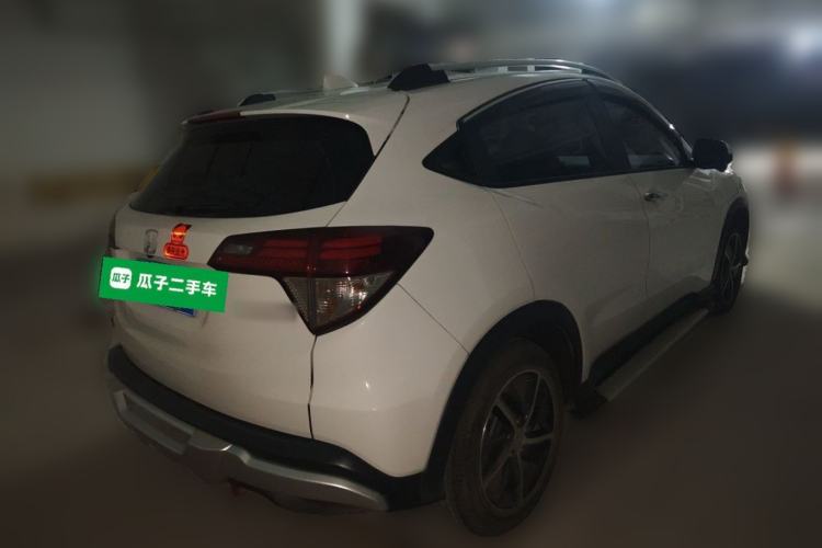 Used Honda Vezel 2020 1.5L CVT Luxury Edition Rear Right 45 Deg