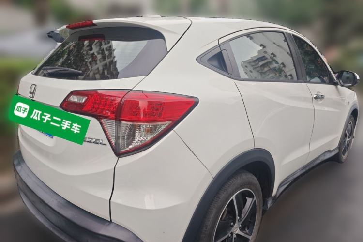Used Honda Vezel 2020 1.5L CVT Pioneer Edition Rear Right 45 Deg