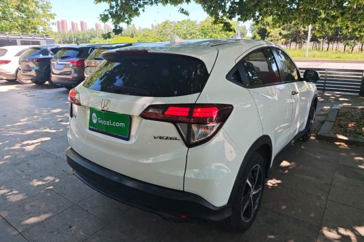 Used Honda Vezel 2020 1.5L CVT Luxury Edition Rear Right 45 Deg