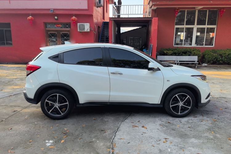 Used Honda Vezel 2020 1.5L CVT Pioneer Edition Rear Right 45 Deg