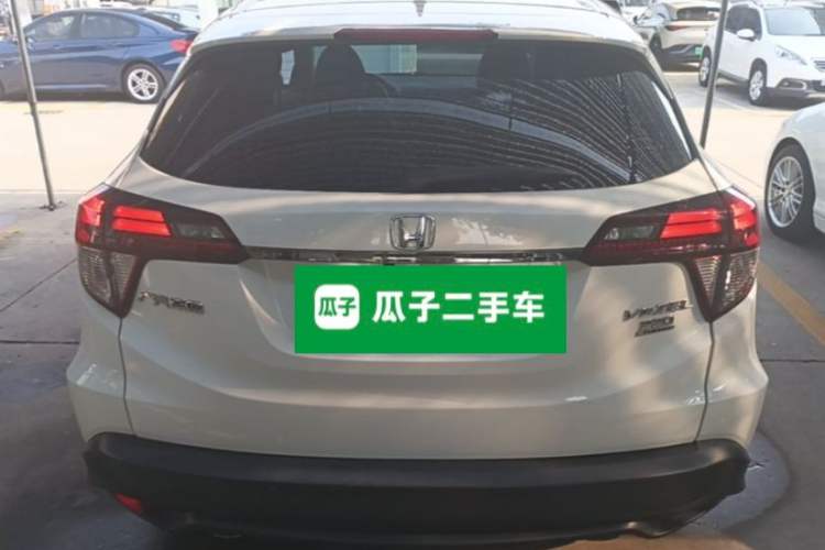 Used Honda Vezel 2020 220 TURBO CVT Luxury Edition Rear