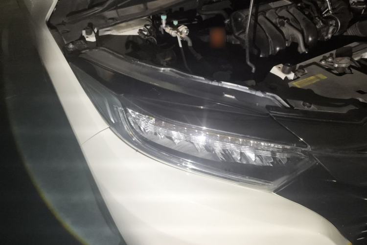 Used Honda Vezel 2020 1.5L CVT Luxury Edition Right Front Headlight