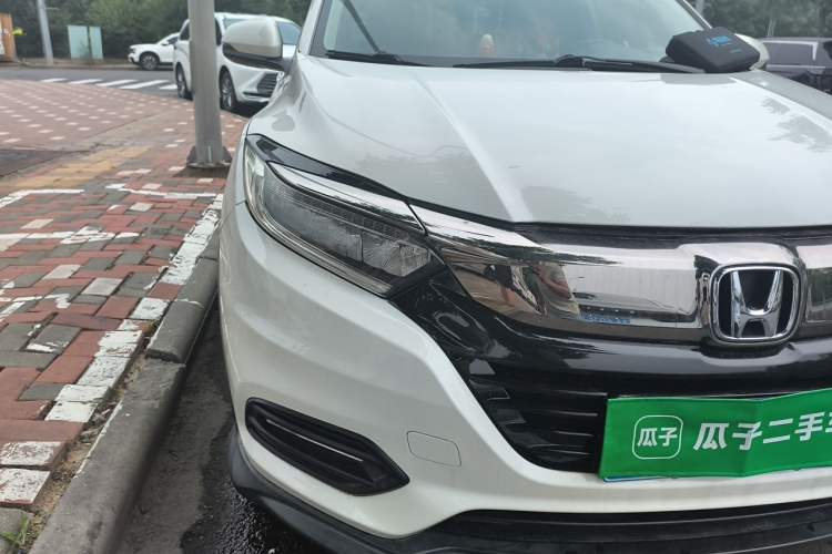 Used Honda Vezel 2020 1.5L CVT Luxury Edition Right Front Headlight