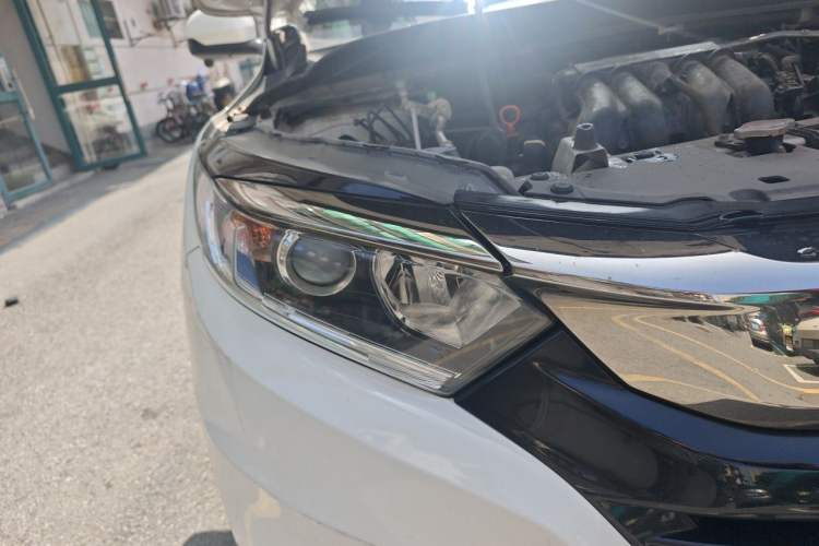 Used Honda Vezel 2020 1.5L CVT Pioneer Edition Right Front Headlight