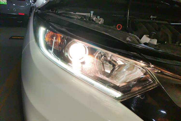 Used Honda Vezel 2020 1.5L CVT Pioneer Edition Right Front Headlight