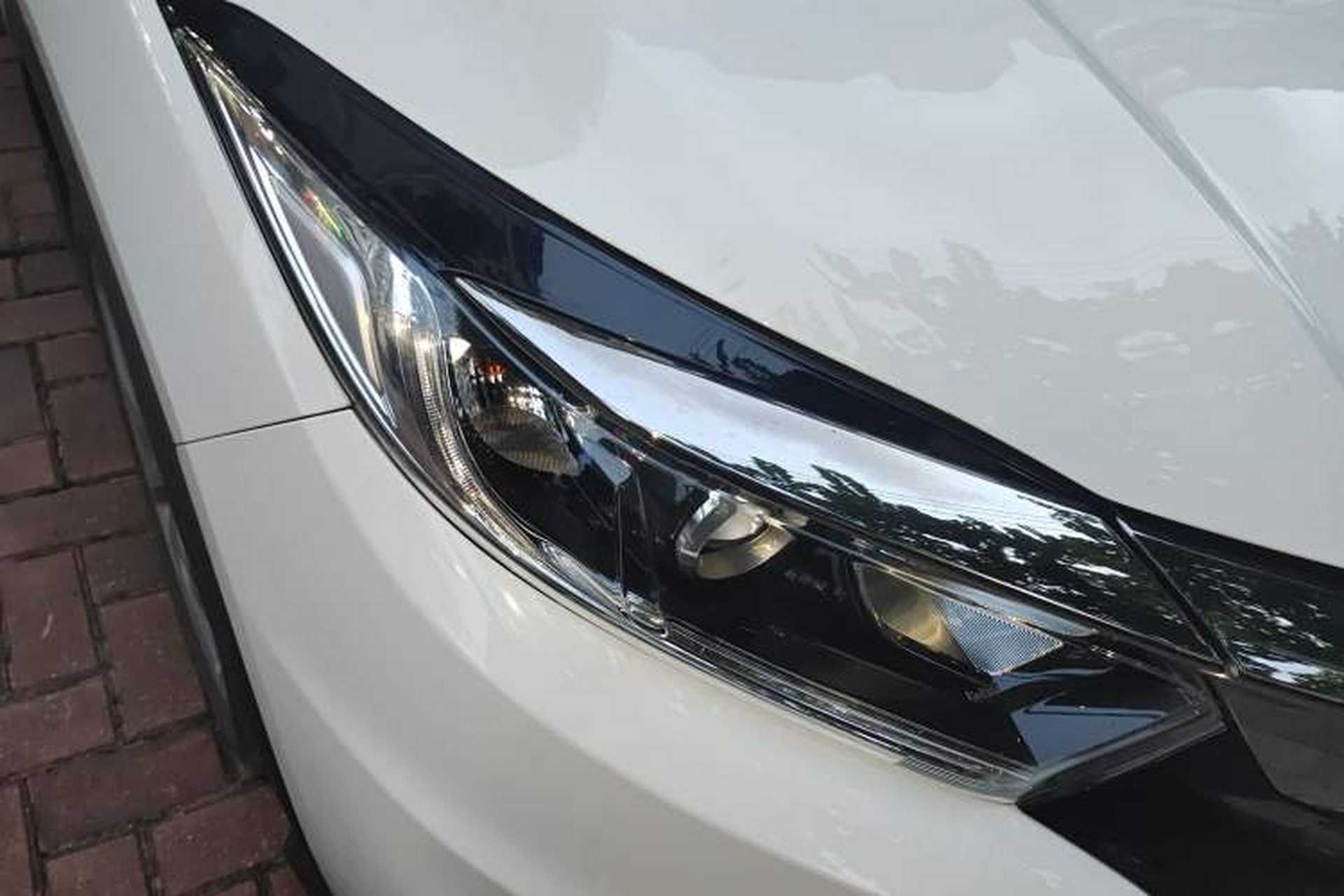 Used Honda Vezel 2020 1.5L CVT Elite Edition Right Front Headlight
