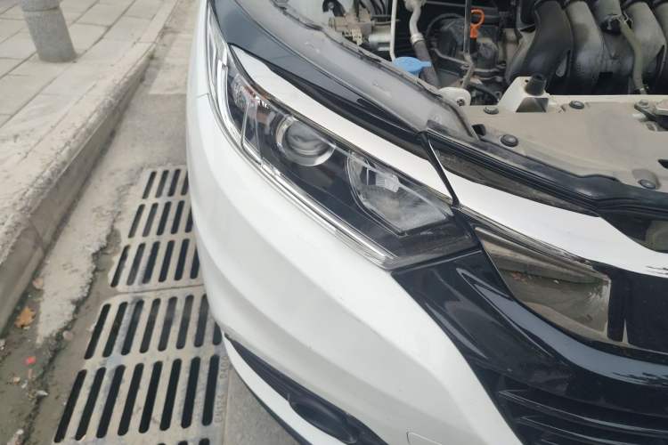 Used Honda Vezel 2020 1.5L CVT Elite Edition Right Front Headlight
