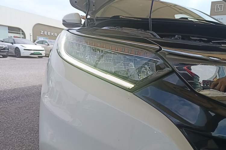 Used Honda Vezel 2020 1.5L CVT Luxury Edition Right Front Headlight