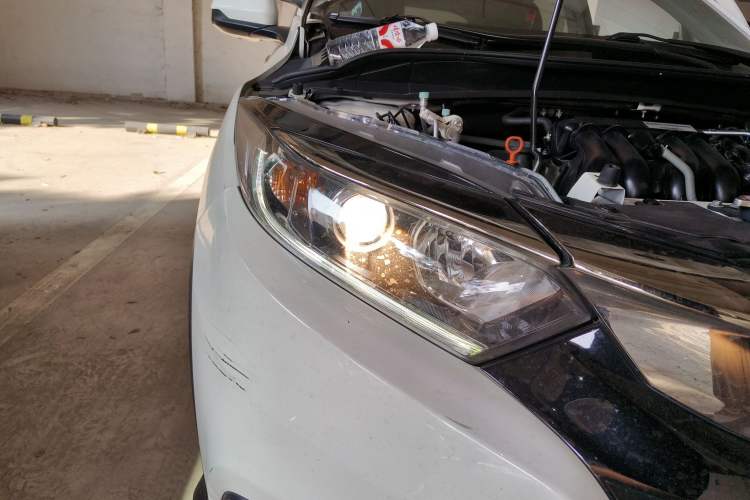 Used Honda Vezel 2020 1.5L CVT Pioneer Edition Right Front Headlight